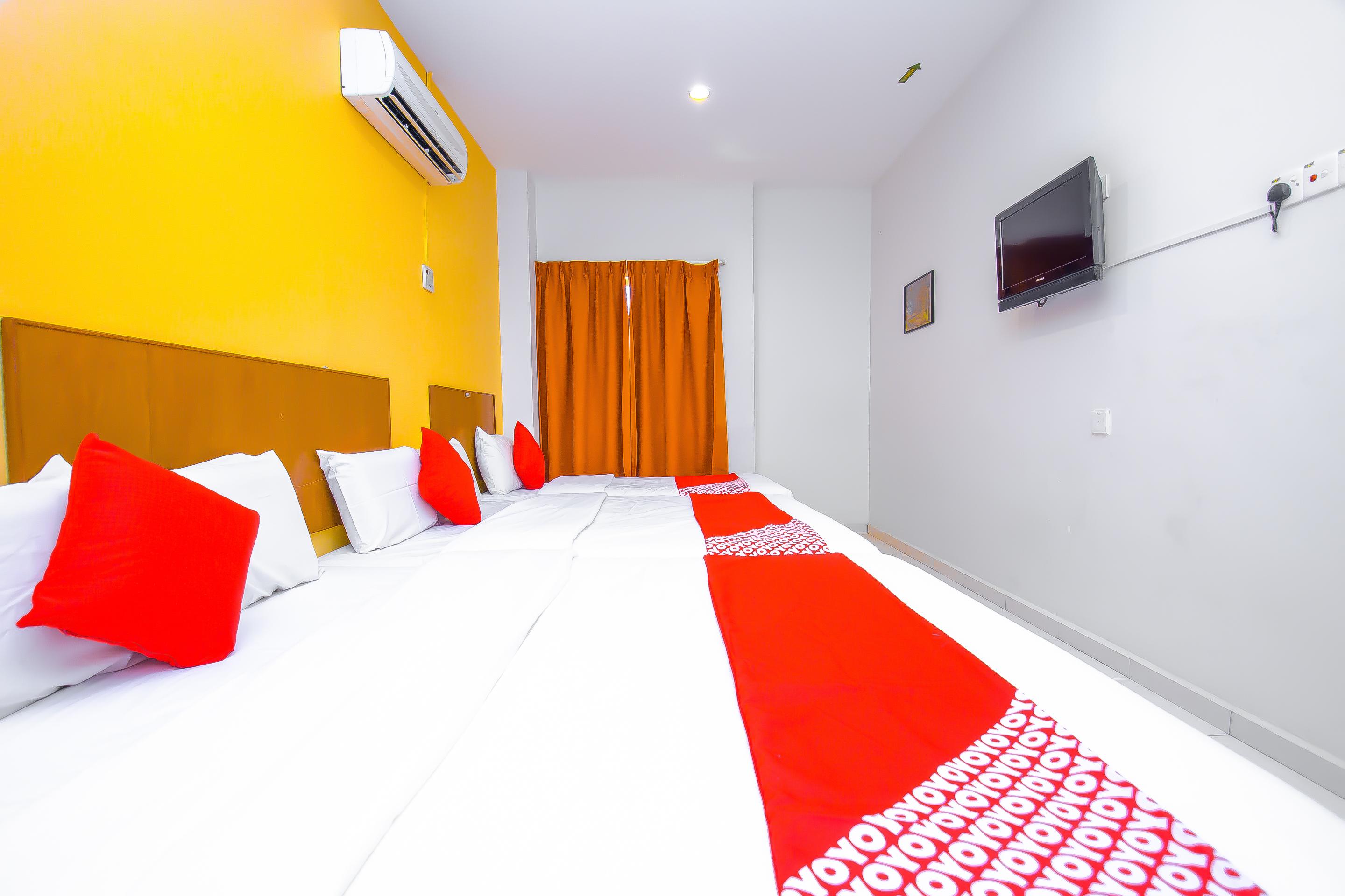 Oyo 582 Hotel Walk Inn Kampong Pasir Puteh  Exterior foto